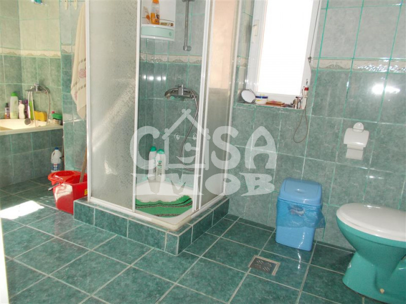 Comision 0 -Vanzare casa P+1 semicentral in Targoviste