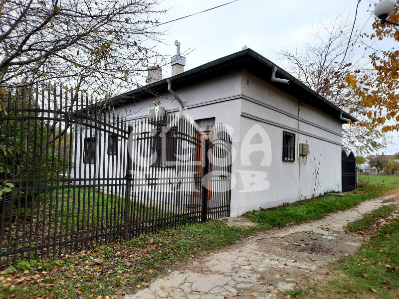 COMISION 0-Vanzare casa in Racari, jud. Dâmbovița