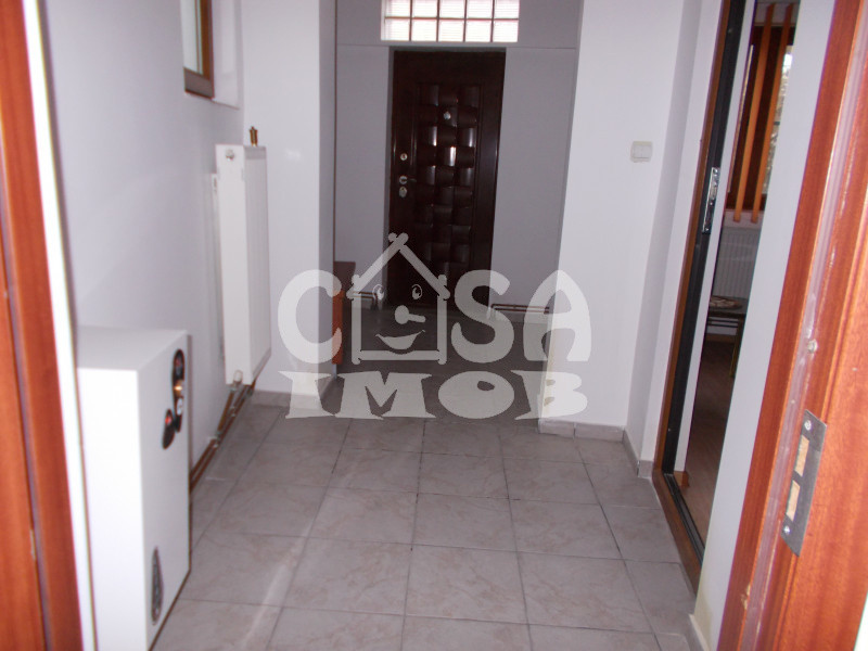 COMISION 0-Vanzare casa in Racari, jud. Dâmbovița