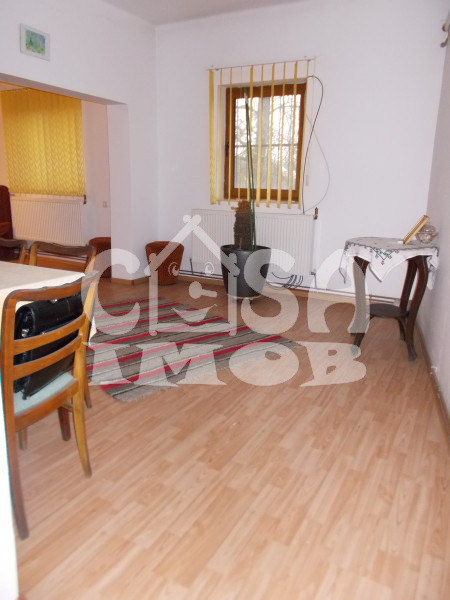 COMISION 0-Vanzare casa in Racari, jud. Dâmbovița