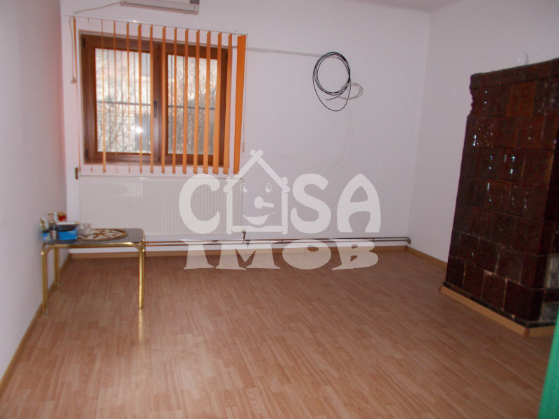 COMISION 0-Vanzare casa in Racari, jud. Dâmbovița