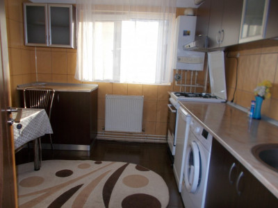 Inchiriere apartament 2 camere, micro 11 Targoviste