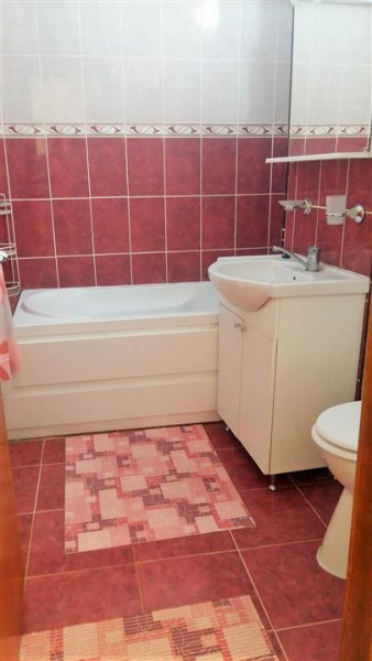 Inchiriere apartament 2 camere central in  Targoviste