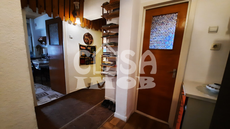 COMISION 0 - Vânzare apartament 2 camere, ultracentral în Târgoviște