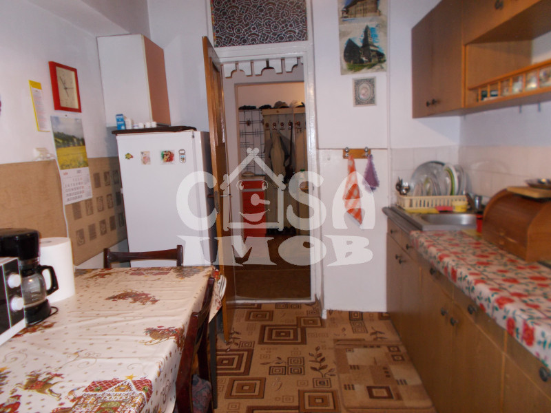 COMISION 0 - Vânzare apartament 2 camere, ultracentral în Târgoviște