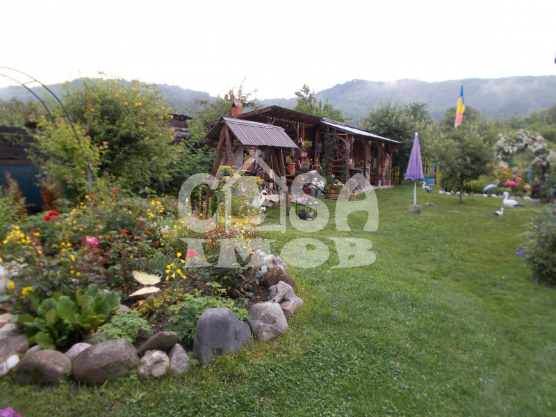 COMISION 0-Vanzare casă rustică în Voinești, jud. Dâmbovița