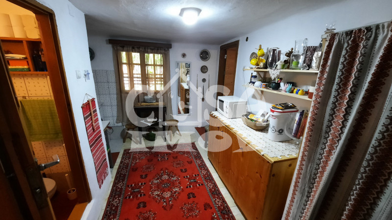 COMISION 0-Vanzare casă rustică în Voinești, jud. Dâmbovița