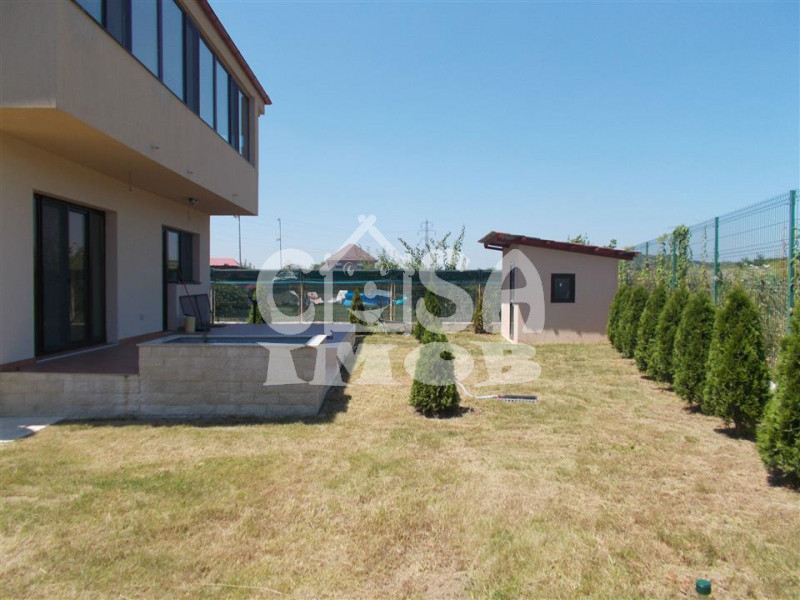 VANZARE VILA P+1  in Targoviste - Al.Manastirii Dealu