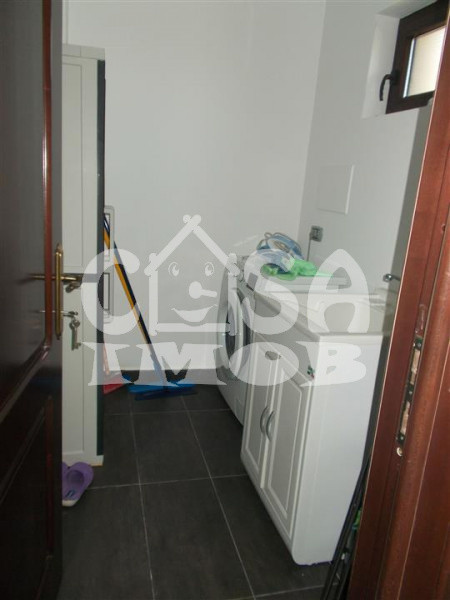 VANZARE VILA P+1  in Targoviste - Al.Manastirii Dealu