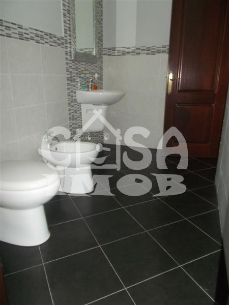 VANZARE VILA P+1  in Targoviste - Al.Manastirii Dealu