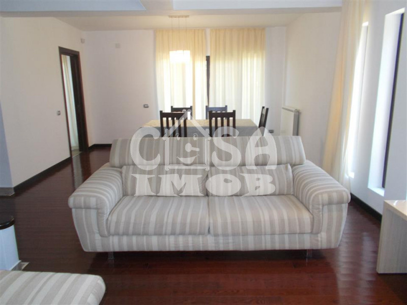 VANZARE VILA P+1  in Targoviste - Al.Manastirii Dealu