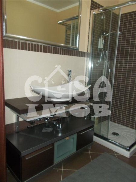 VANZARE VILA P+1  in Targoviste - Al.Manastirii Dealu