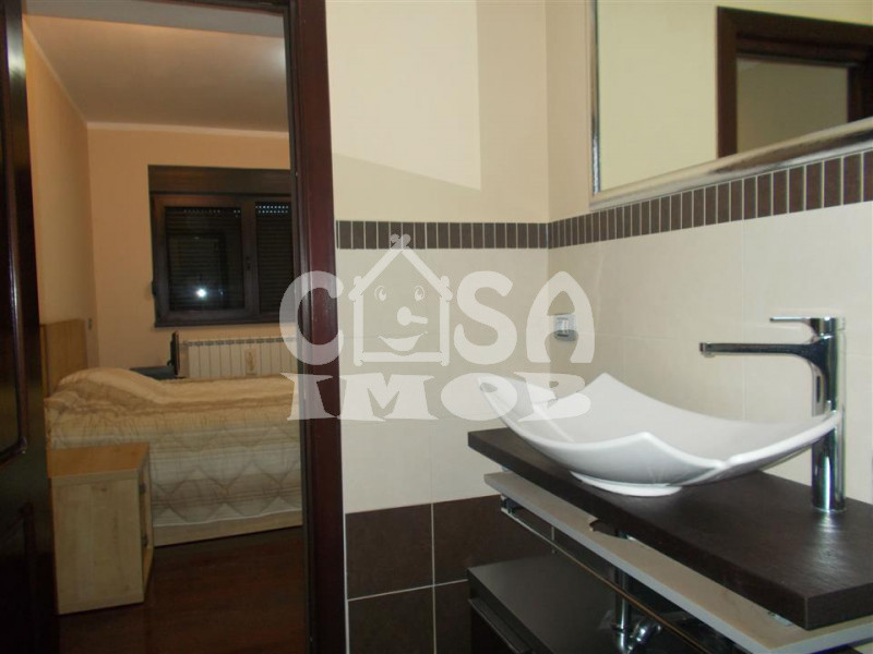 VANZARE VILA P+1  in Targoviste - Al.Manastirii Dealu