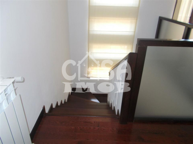 VANZARE VILA P+1  in Targoviste - Al.Manastirii Dealu