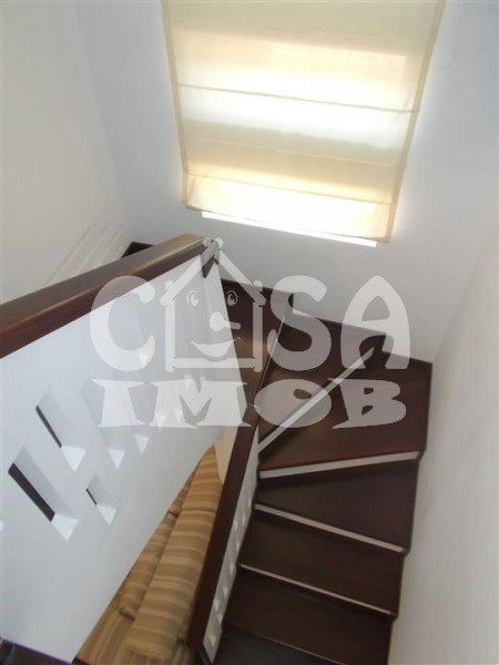 VANZARE VILA P+1  in Targoviste - Al.Manastirii Dealu