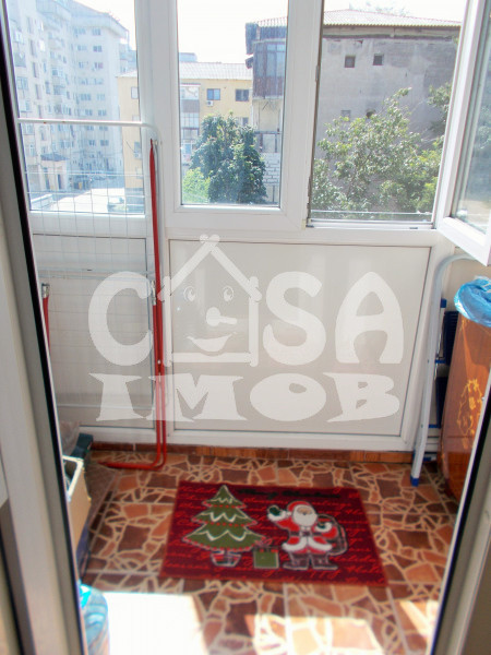 Comision 0 - Vânzare apartament 2 camere, etaj 3, micro 11 Târgoviște