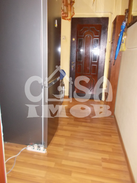 Comision 0 - Vânzare apartament 2 camere, etaj 3, micro 11 Târgoviște