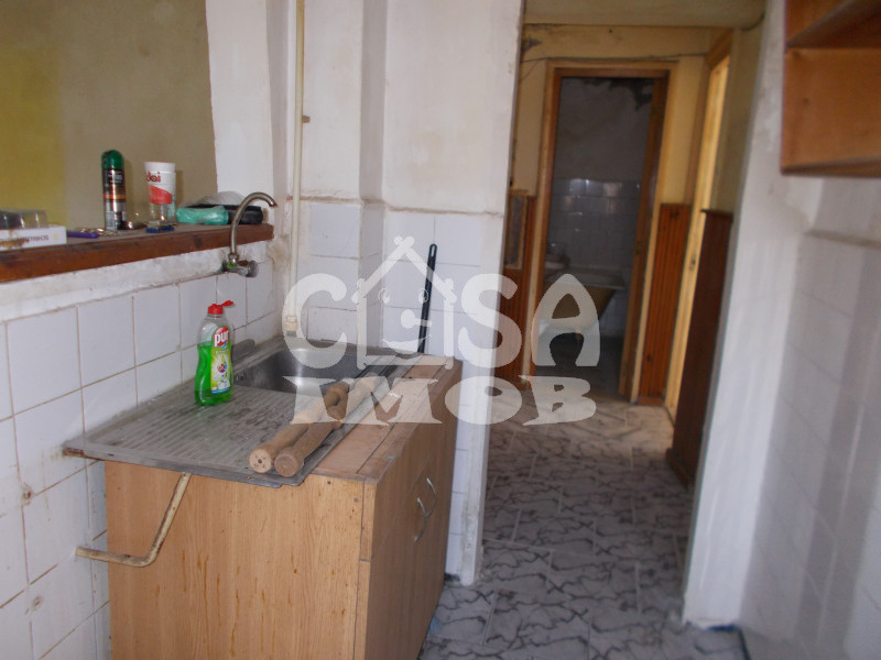 Comision 0 - Apartament 4 camere, etaj 3 micro 9 Târgoviște