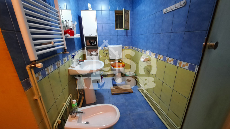 Comision 0 - Casă în centrul comunei Răzvad, judetul Dâmbovița