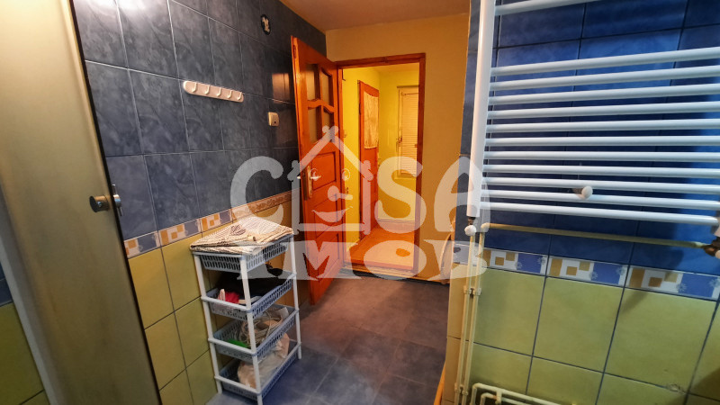 Comision 0 - Casă în centrul comunei Răzvad, judetul Dâmbovița