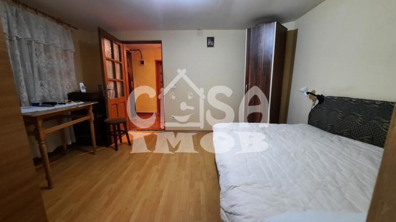 Comision 0 - Casă în centrul comunei Răzvad, judetul Dâmbovița