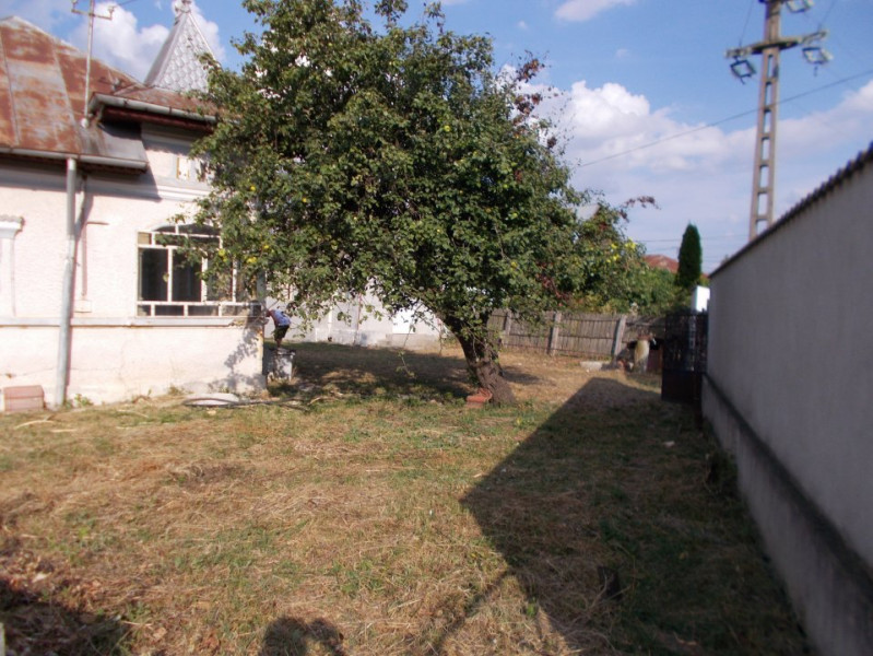 COMISION 0 - Vanzare casă în Dragomirești, jud. Dâmbovița