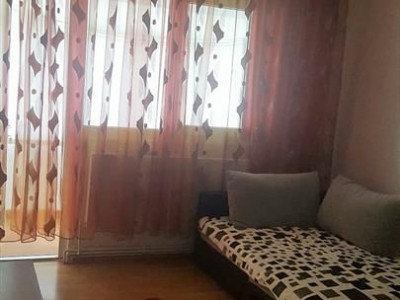 Inchiriere apartament 2 camere Al.Trandafirilor Targoviste