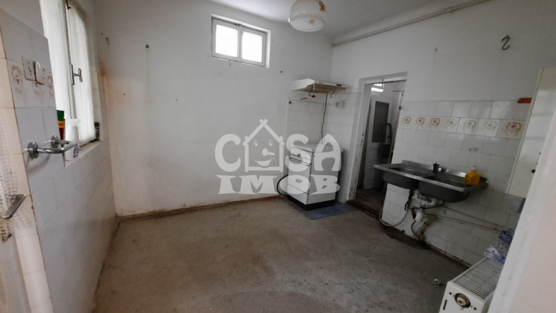 COMISION 0 - Vânzare casă tip duplex, central, în Târgoviște