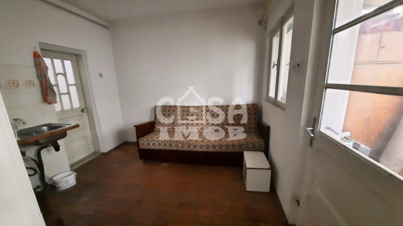 COMISION 0 - Vânzare casă tip duplex, central, în Târgoviște