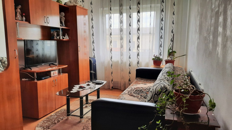 COMISION 0 - Apartament 2 camere, micro 9, etaj 4 in Targoviste