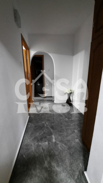 Vânzare apartament 3 camere, etaj 3 în apropiere de Mall - Târgoviște