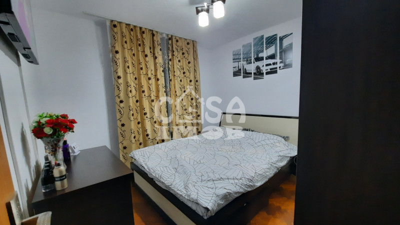 Vânzare apartament 3 camere, etaj 3 în apropiere de Mall - Târgoviște