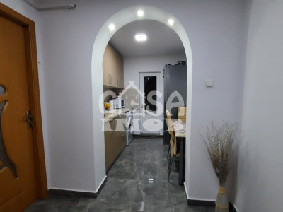 Vânzare apartament 3 camere, etaj 3 în apropiere de Mall - Târgoviște