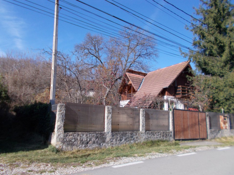 Comision 0 - Casă rustică aproape de munte, lângă Fieni, judetul Dâmbovița