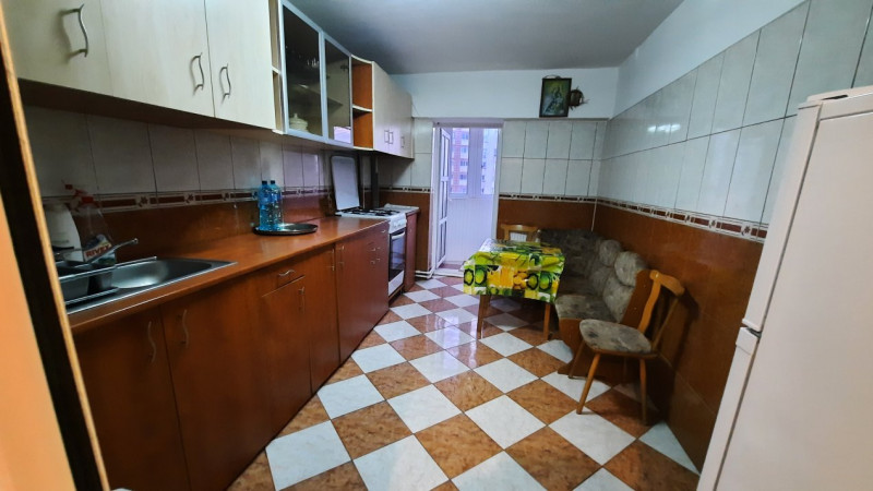COMISION 0 - Apartament 2 camere, Calea Bucuresti in Targoviste