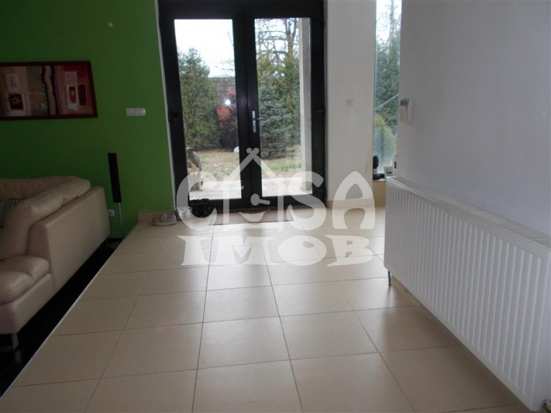 Vanzare vila deosebita in Aninoasa