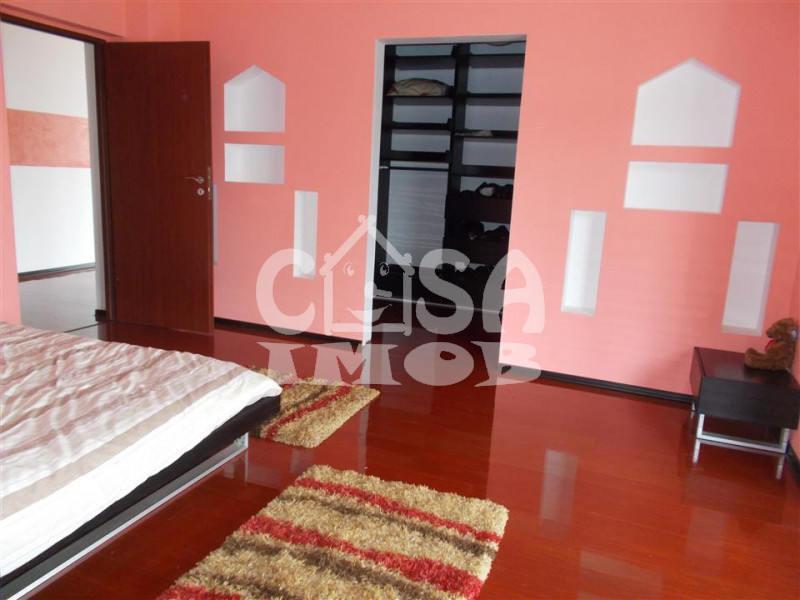 Vanzare vila deosebita in Aninoasa