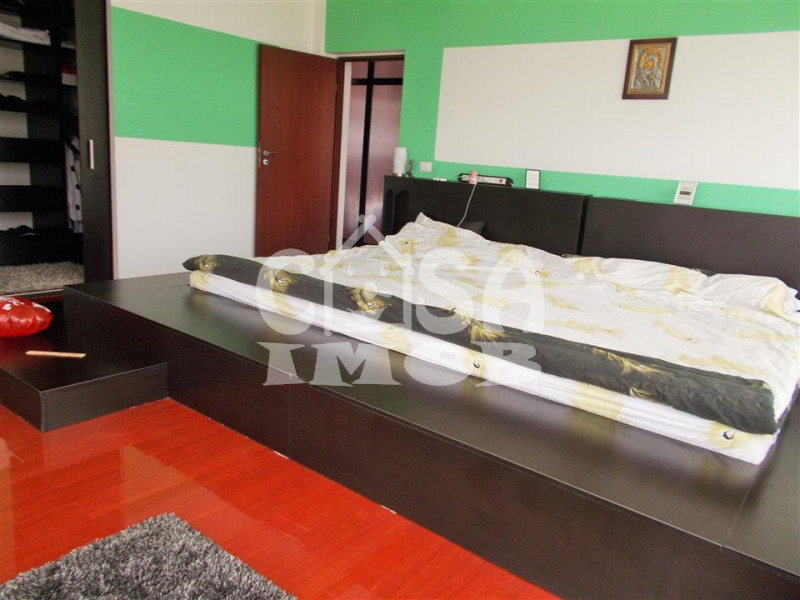 Vanzare vila deosebita in Aninoasa