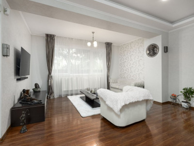 Vila S+P+1+M Voluntari Andronache Str. Eroilor