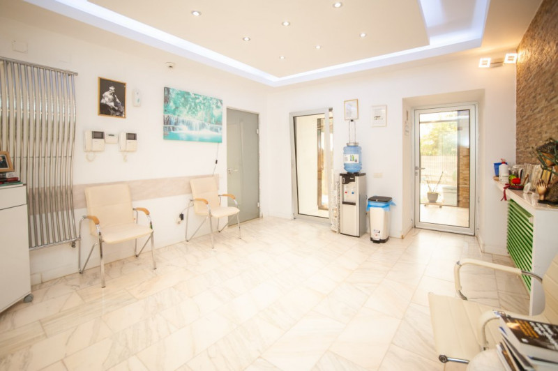 De vanzare - Clinica, 12 camere, 480mp, acces dublu, lift, Bucurestii Noi