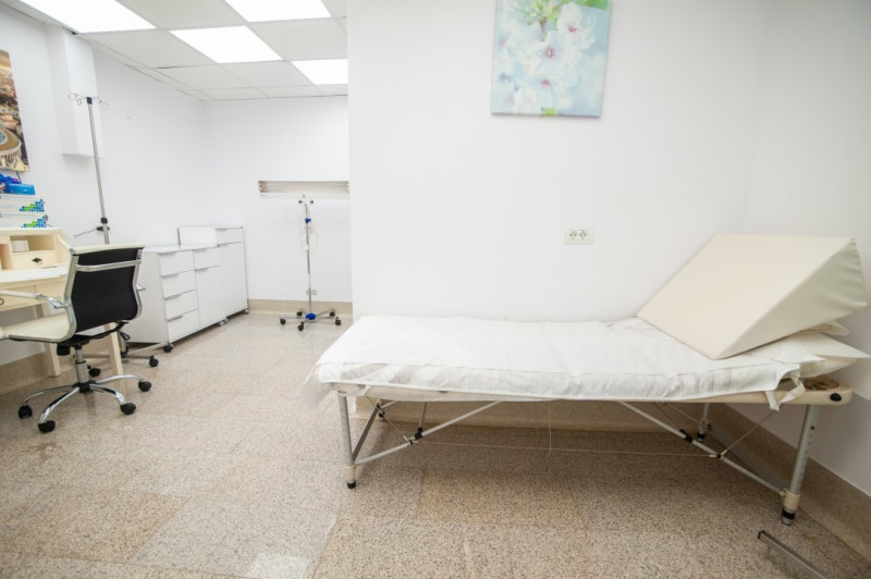 De vanzare - Clinica, 12 camere, 480mp, acces dublu, lift, Bucurestii Noi