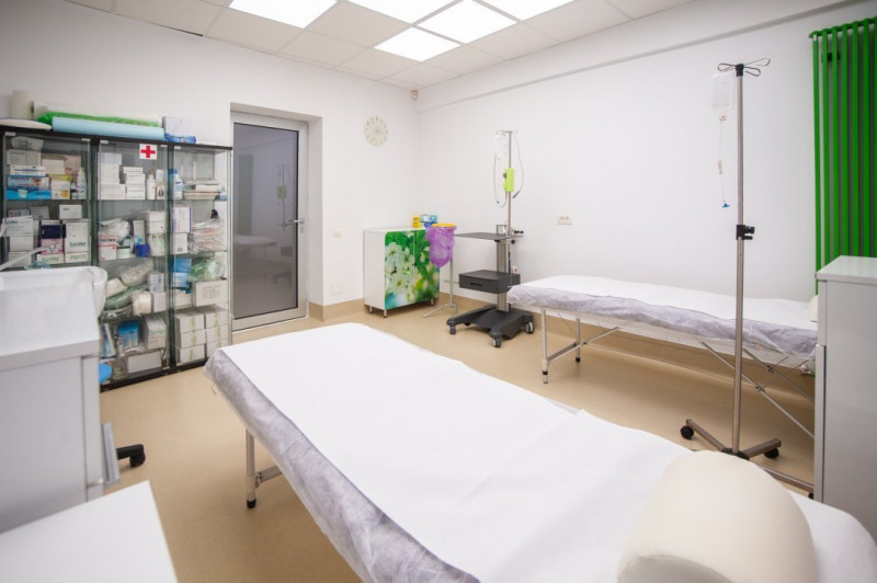 De vanzare - Clinica, 12 camere, 480mp, acces dublu, lift, Bucurestii Noi