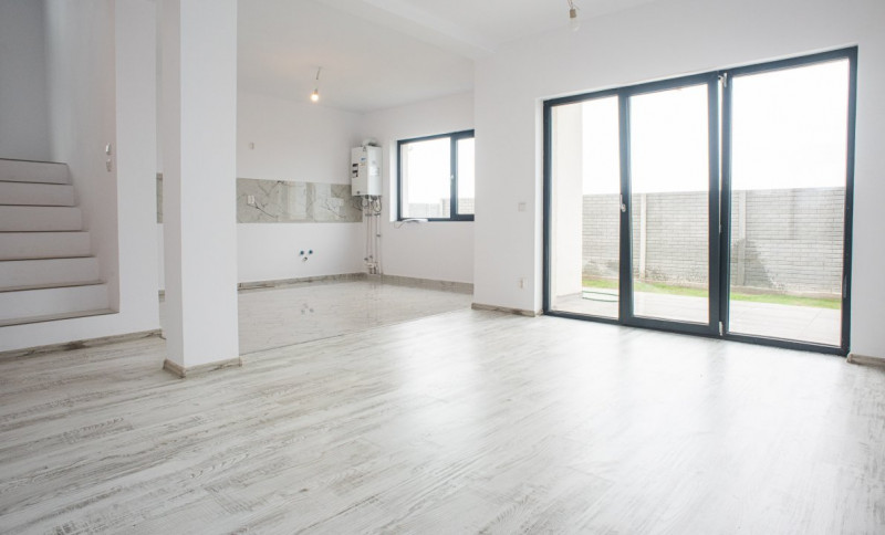 Vila 4 camere - Miorita - Incalzire in pardoseala