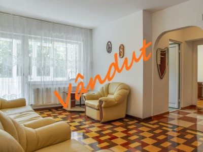 Vanzare apartament 3 camere cu garaj Parc Kisselef