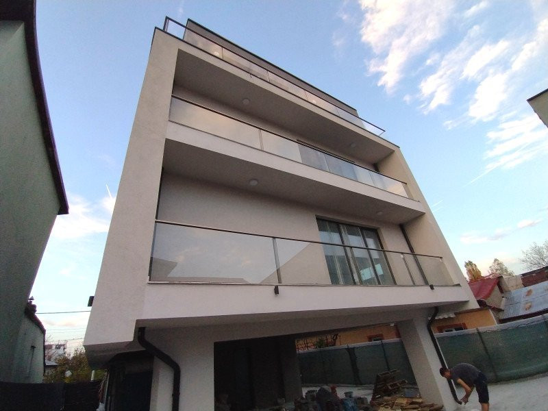 Penthouse 138 mp ultrafinisat + 90 terasa - 3 camere + loc parcare - Comision 0%