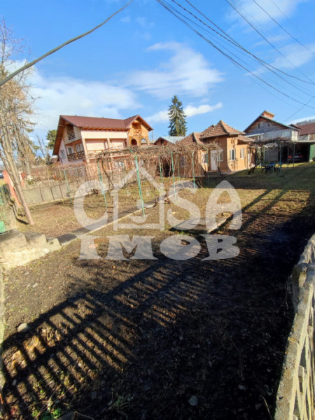 Comision 0 - Vânzare casă în Pucioasa, pe Bulevard, jud. Dâmbovița