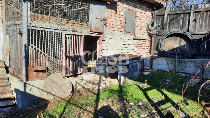 Vanzare casa in Razvad, strada Gatejesti, judetul Dambovita