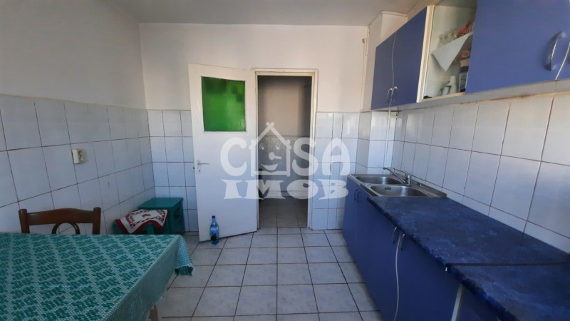 COMISION 0-Vanzare apartament 2 camere, etaj 2, micro 11 Targoviste