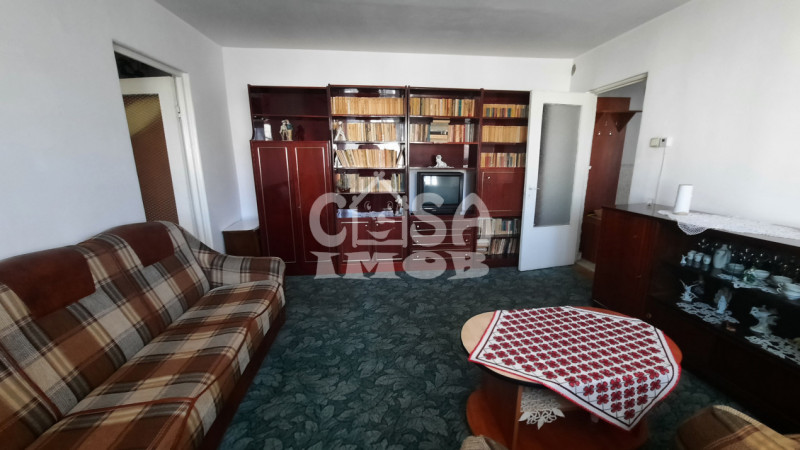 COMISION 0-Vanzare apartament 2 camere, etaj 2, micro 11 Targoviste