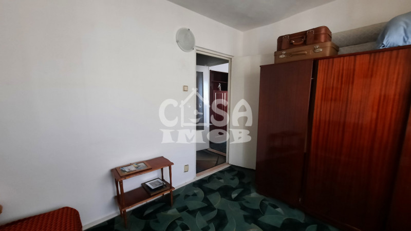 COMISION 0-Vanzare apartament 2 camere, etaj 2, micro 11 Targoviste